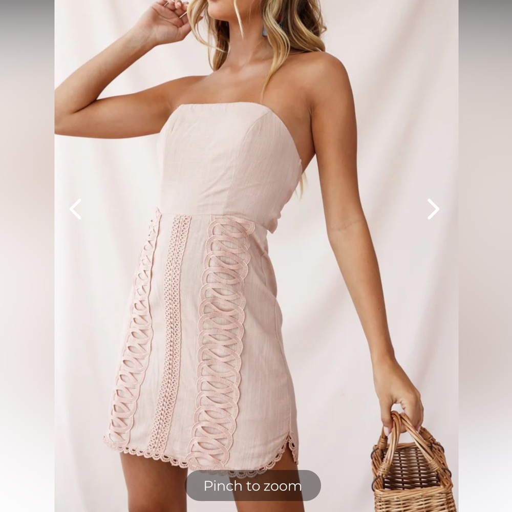 Strapless mini